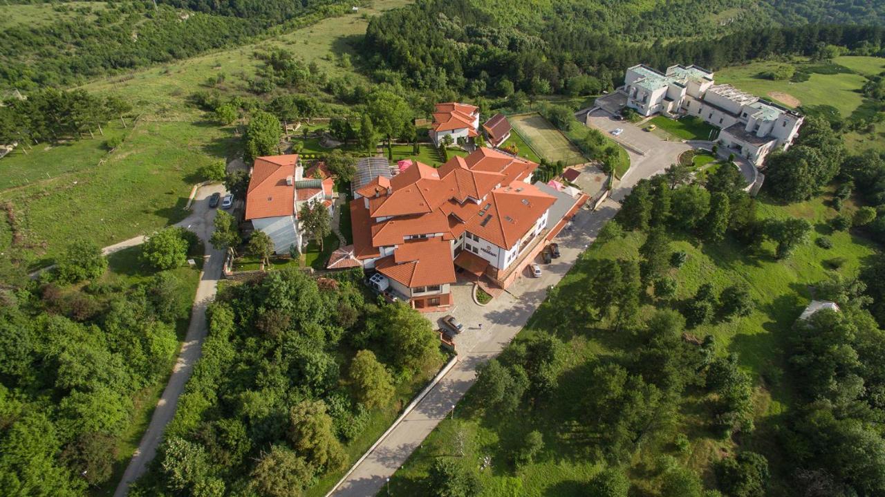 Park Hotel Arbanassi Exterior foto