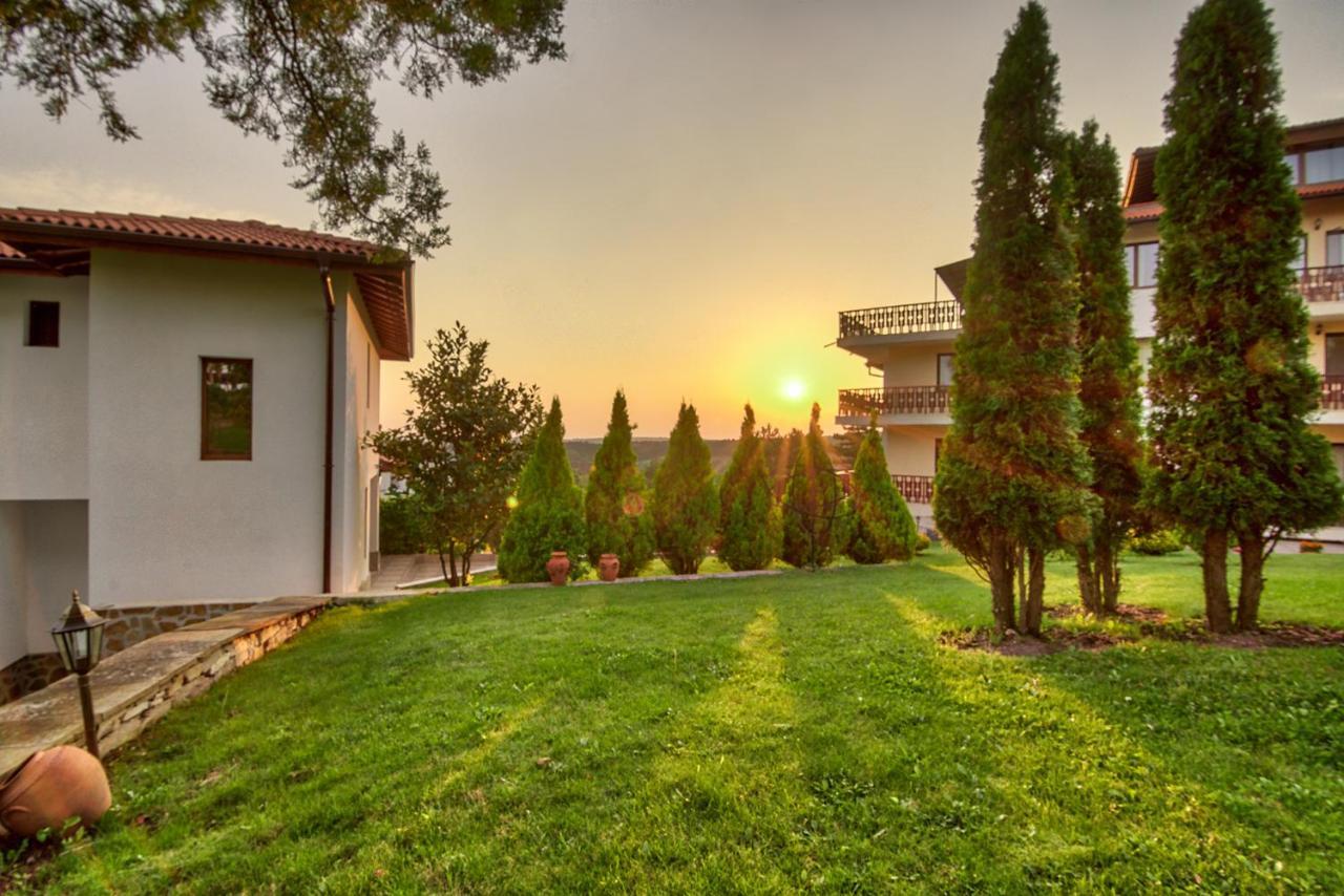 Park Hotel Arbanassi Exterior foto