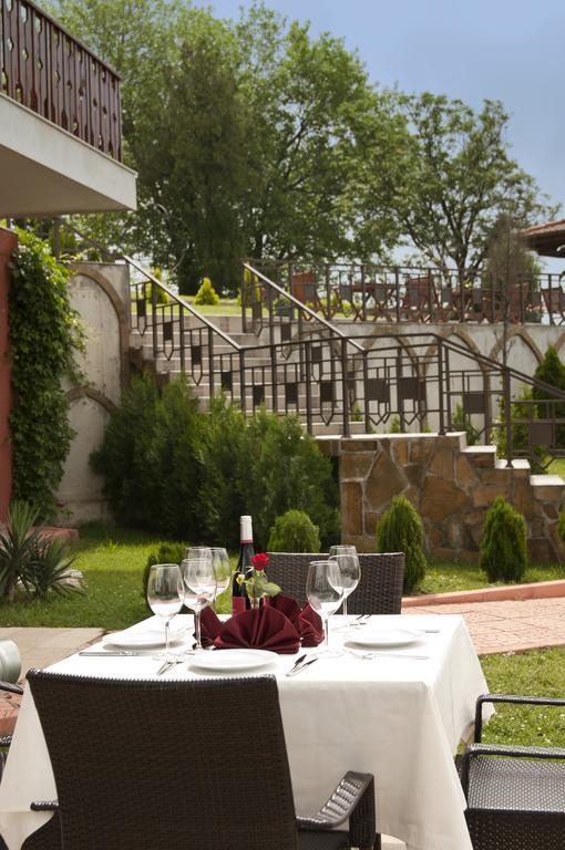 Park Hotel Arbanassi Exterior foto